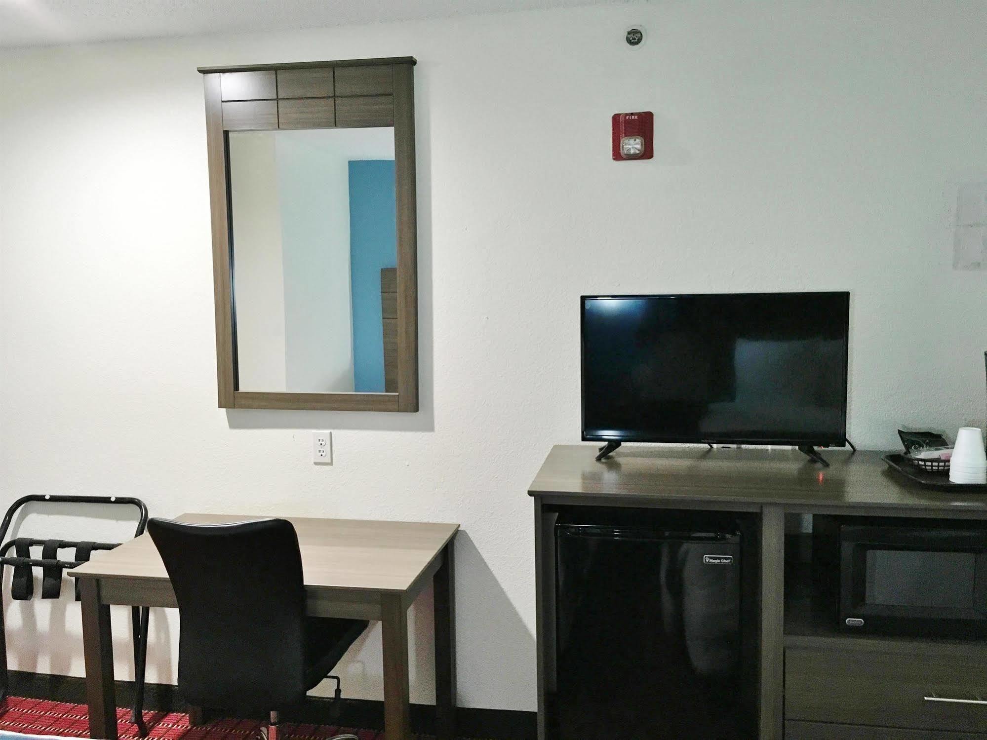 Americas Best Value Inn Decatur Extérieur photo