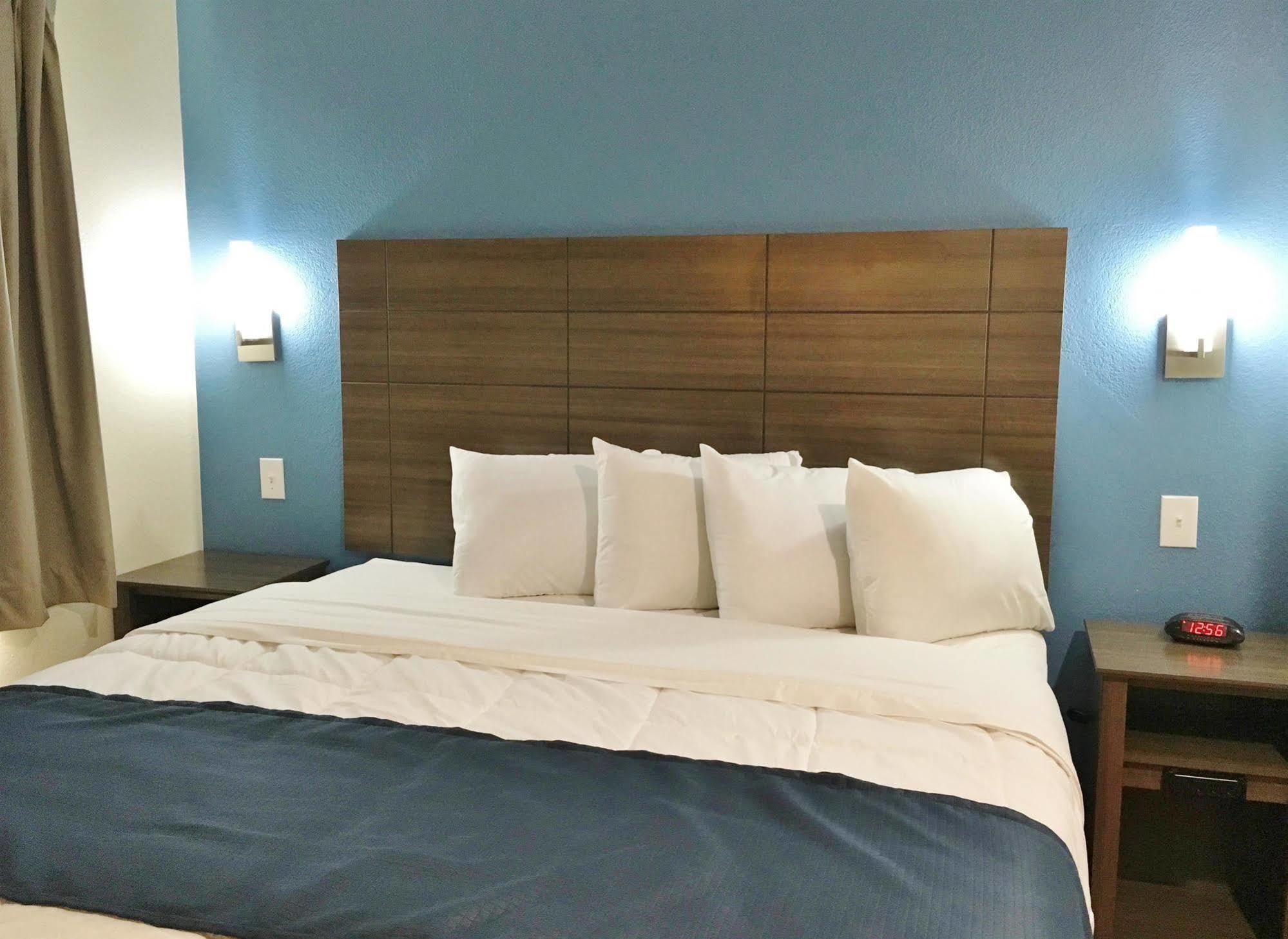 Americas Best Value Inn Decatur Extérieur photo